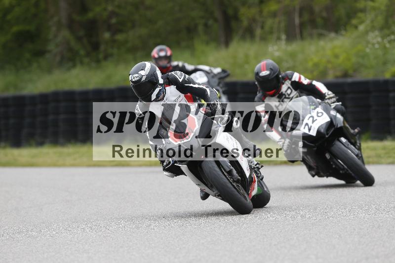 Archiv-2025/08 20.04.2025 Speer Racing ADR/Gruppe gruen/404